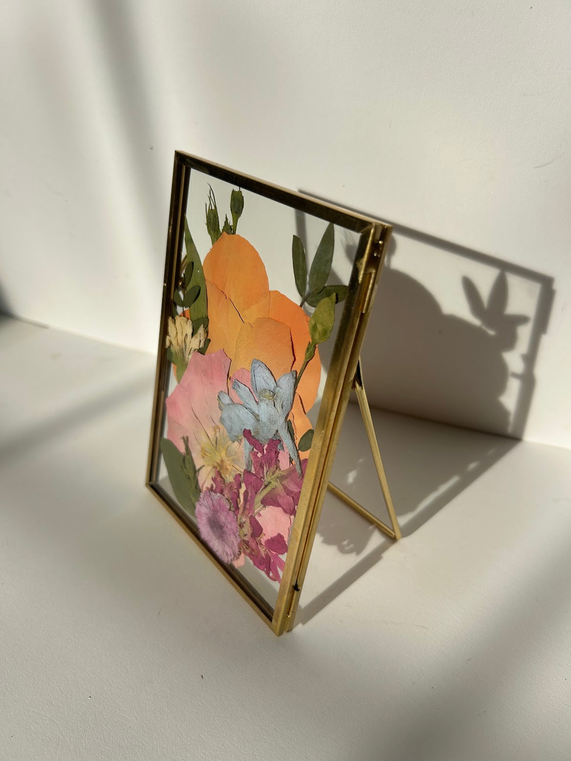 Freestanding Frames